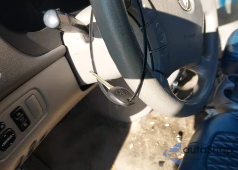 2006 Toyota Sienna Le from USA, damaged, VIN 5TDZA23C56S451906